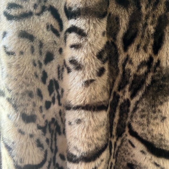 Faux Fur Leapard Jacket - Picture 4 of 4